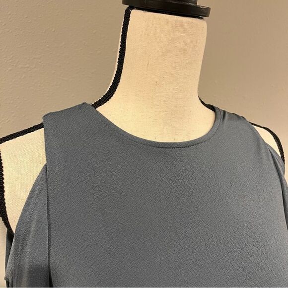 Davy grey cold Shoulder mid length sleeve midi dress - Picture 2 of 14